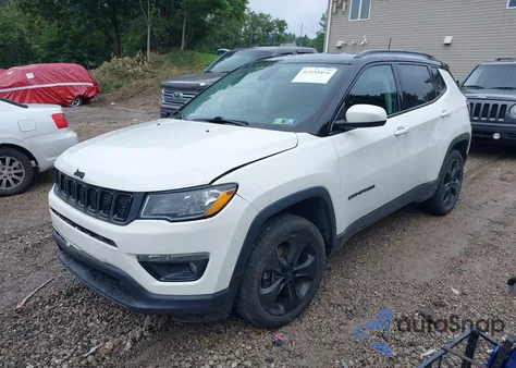 2020 Jeep Compass Altitude 4X4 из США, поврежденный, VIN 3C4NJDBBXLT209729